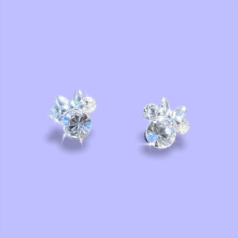 Disney Minnie Mouse ear studs with jewelry plate. 925 sterling silver.